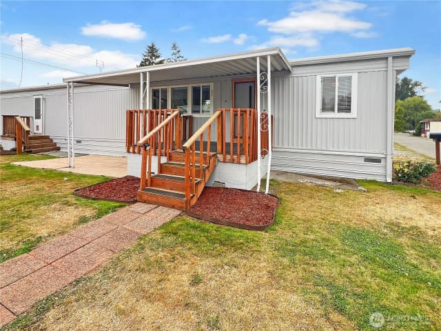 Property photo for 10900 Kuhlman Road Se #64, Olympia photo 2
