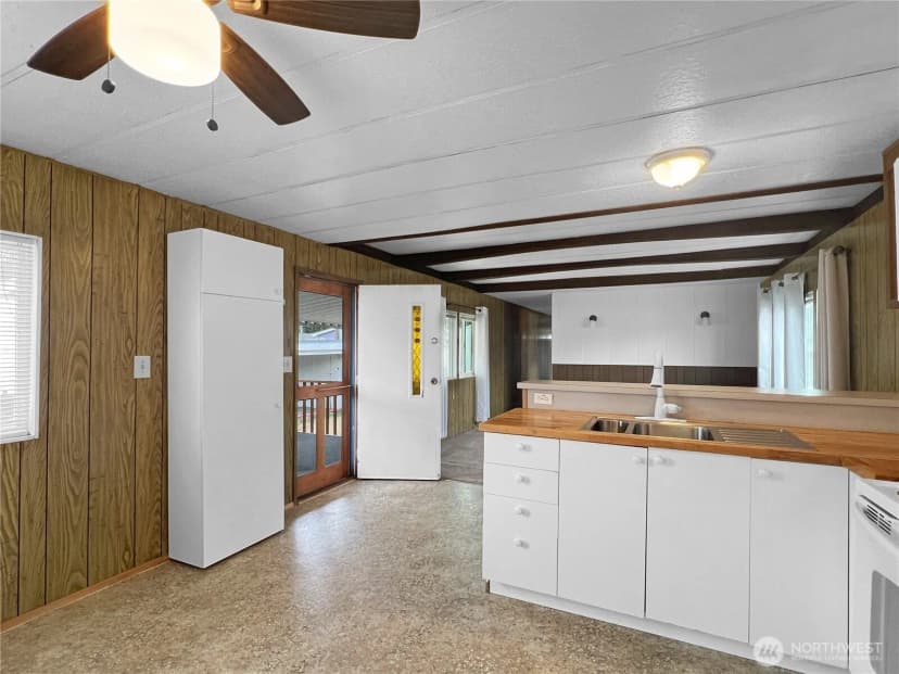 Property photo for 10900 Kuhlman Road Se #64, Olympia photo 8
