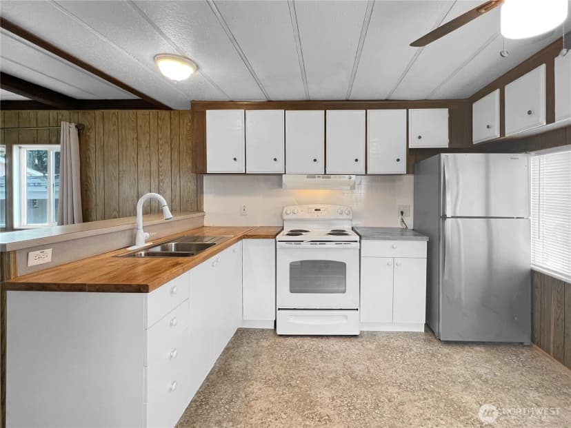 Property photo for 10900 Kuhlman Road Se #64, Olympia photo 7