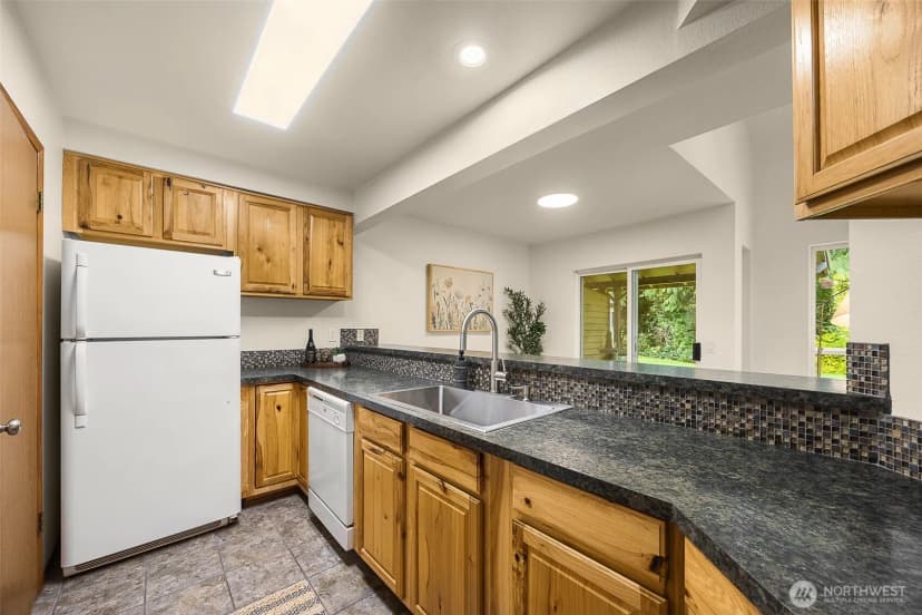 Property photo for 433 S Lewis Street #a & B, Monroe photo 11