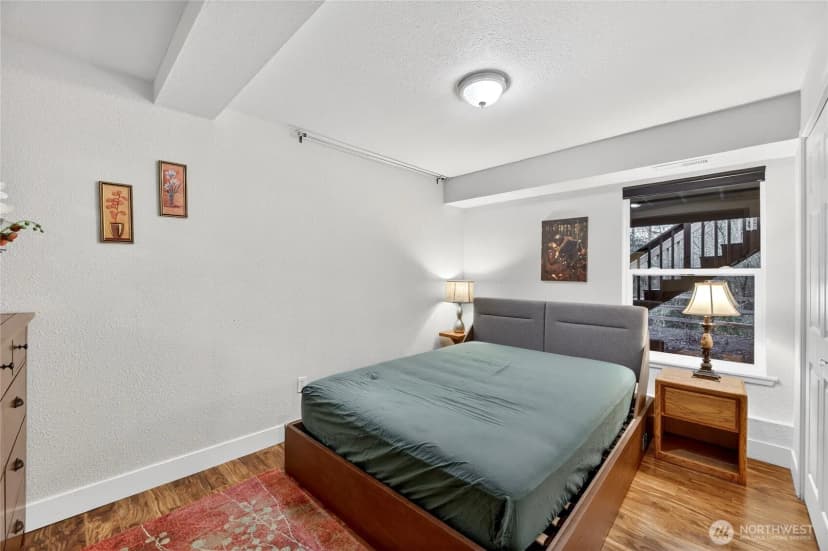 Property photo for 6730 Ne 202nd Street, Kenmore photo 37