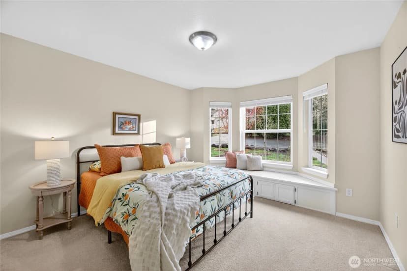 Property photo for 6730 Ne 202nd Street, Kenmore photo 16