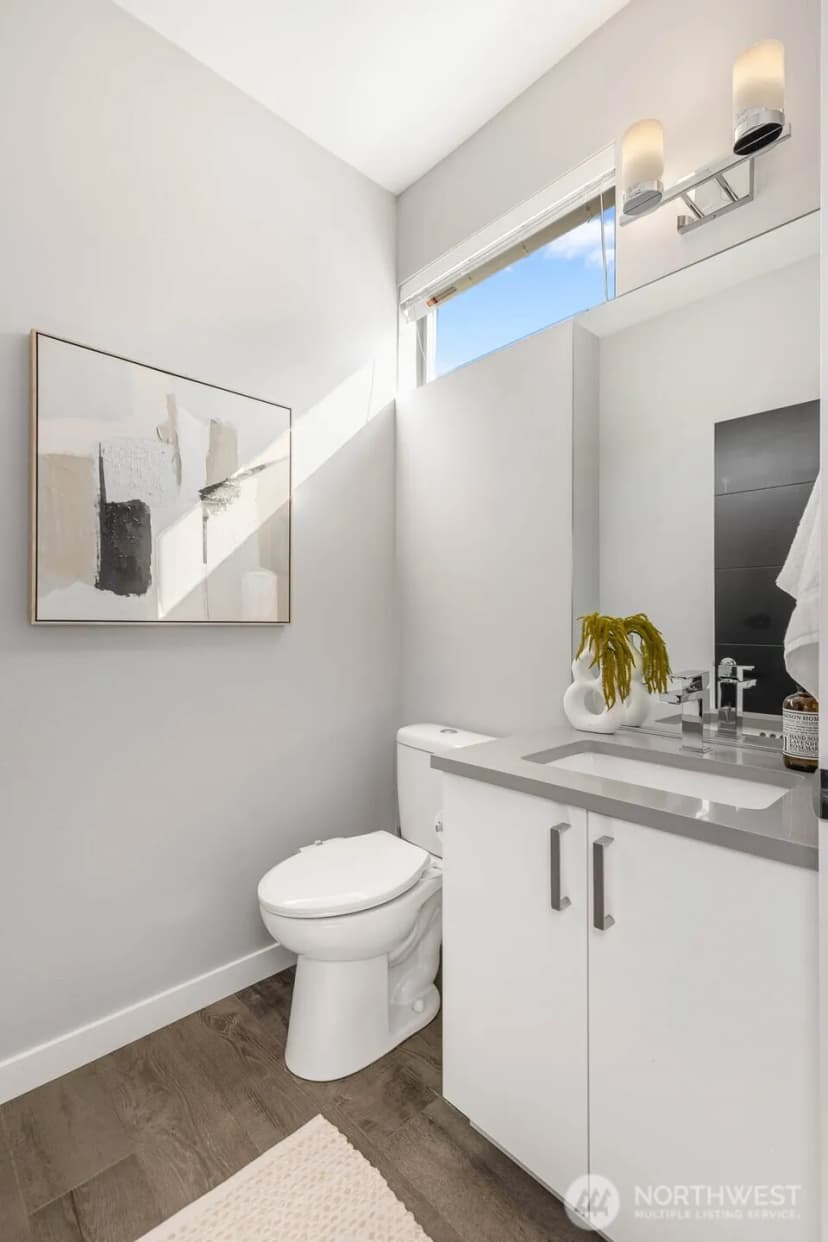 Property photo for 2616 S Dearborn St, Seattle photo 14