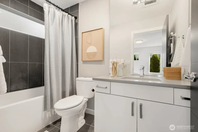 Property photo for 2616 S Dearborn St, Seattle photo 5