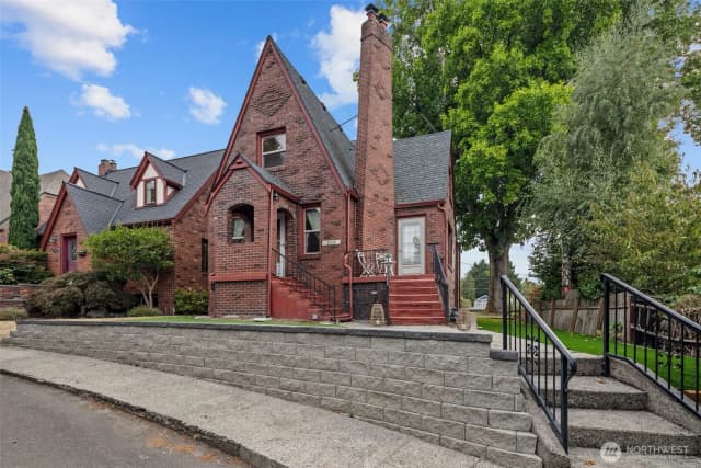 Property photo for 7710 Bagley Avenue N, Seattle