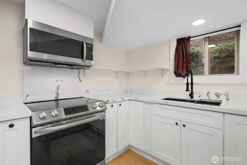 Property photo for 7710 Bagley Avenue N, Seattle photo 21
