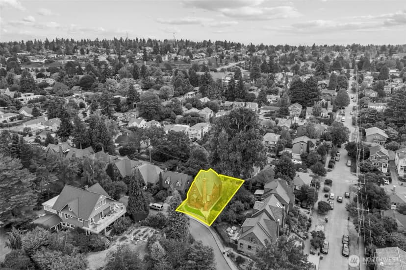 Property photo for 7710 Bagley Avenue N, Seattle photo 40