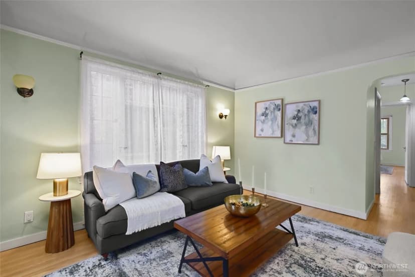 Property photo for 7710 Bagley Avenue N, Seattle photo 3