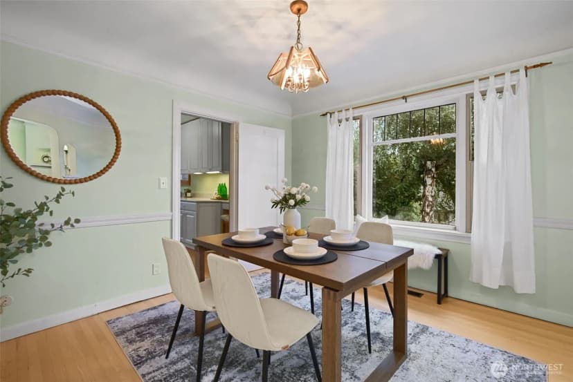 Property photo for 7710 Bagley Avenue N, Seattle photo 6