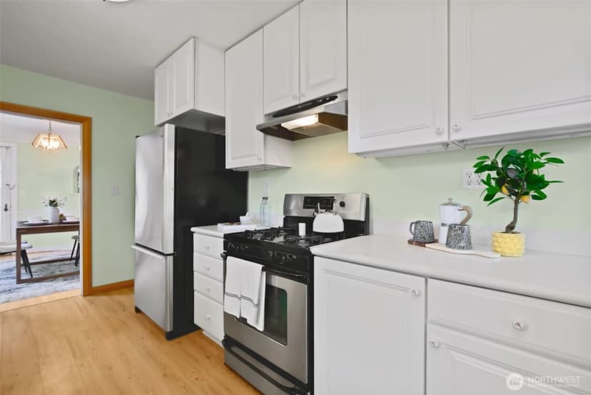 Property photo for 7710 Bagley Avenue N, Seattle photo 13
