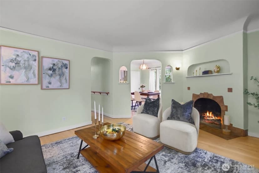 Property photo for 7710 Bagley Avenue N, Seattle photo 2