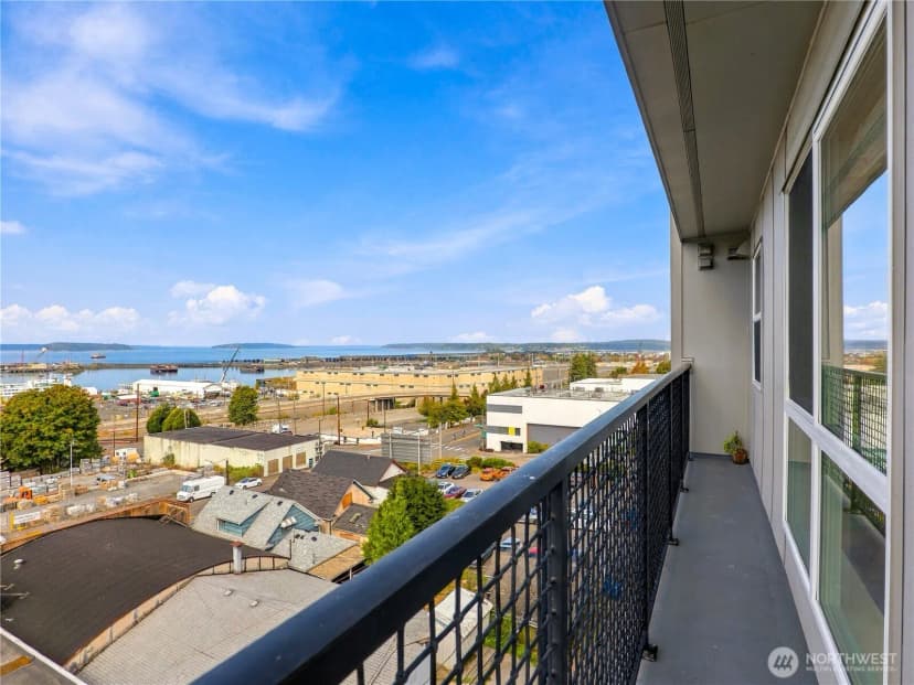Property photo for 2818 Grand Avenue #b508, Everett photo 11