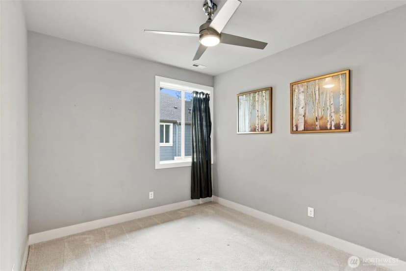Property photo for 3240 112th Avenue Se, Bellevue photo 25