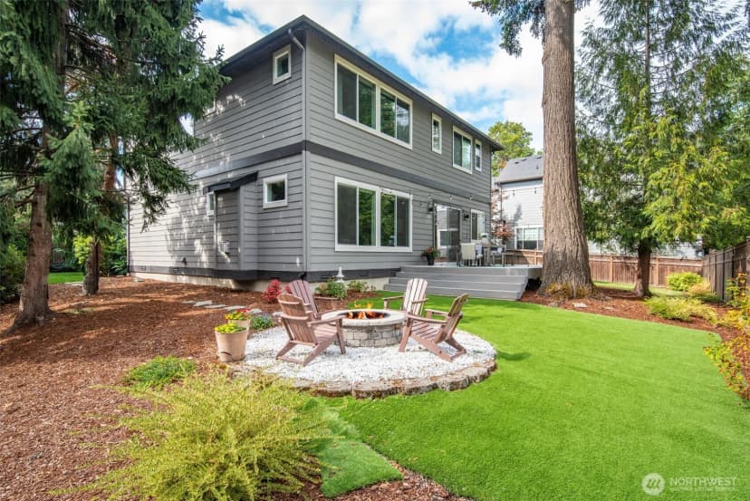 Property photo for 3240 112th Avenue Se, Bellevue photo 34