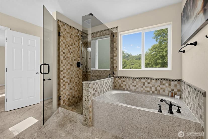 Property photo for 7825 Cortland Avenue Se, Snoqualmie photo 28
