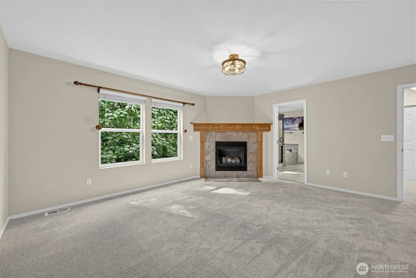 Property photo for 7825 Cortland Avenue Se, Snoqualmie photo 16