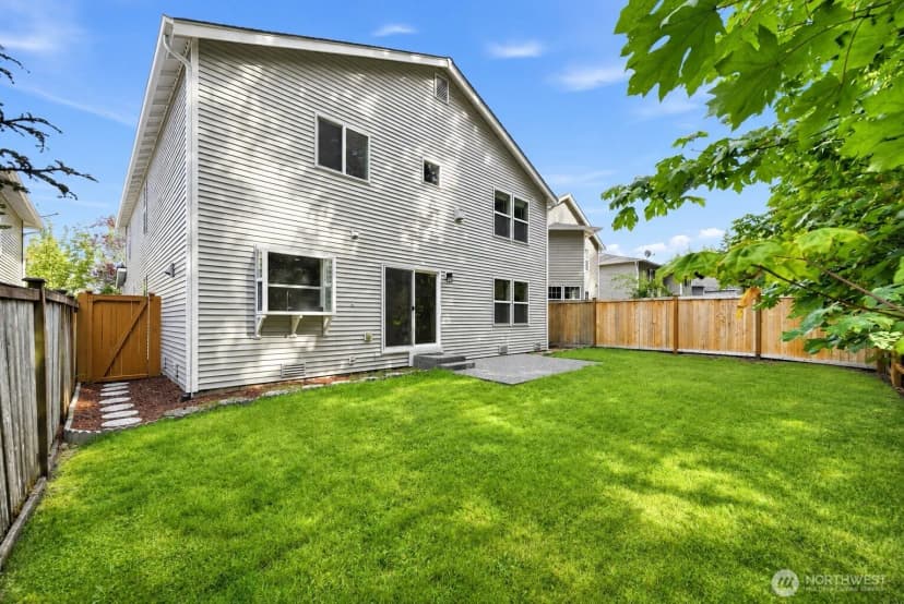 Property photo for 7825 Cortland Avenue Se, Snoqualmie photo 30