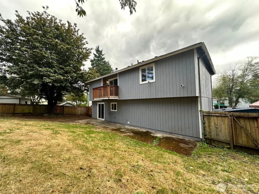 Property photo for 26901 35th Ave S, Kent photo 23