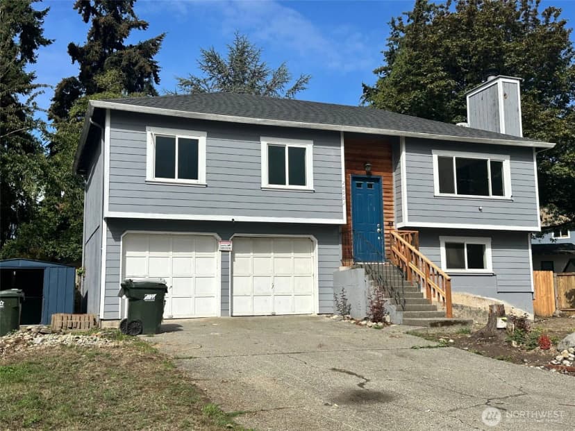 Property photo for 26901 35th Ave S, Kent photo 3