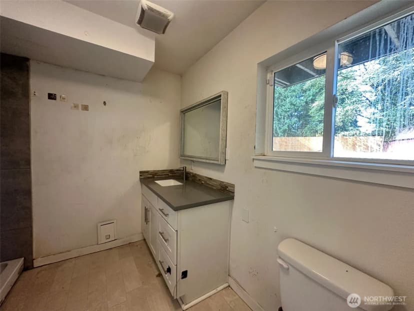 Property photo for 26901 35th Ave S, Kent photo 16