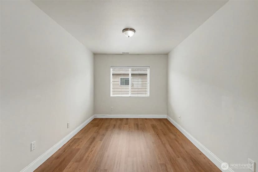 Property photo for 4247 Mckinley Street Ne, Lacey photo 28