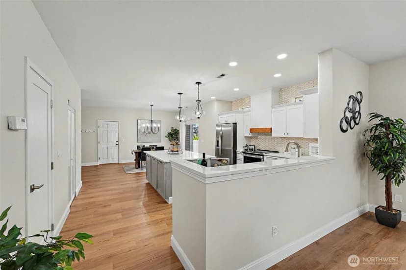Property photo for 4247 Mckinley Street Ne, Lacey photo 8