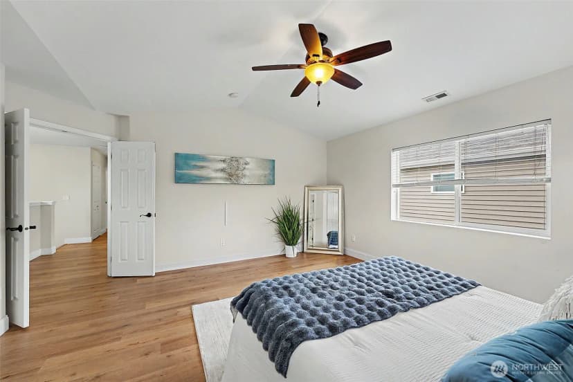 Property photo for 4247 Mckinley Street Ne, Lacey photo 18