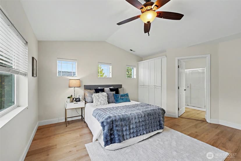 Property photo for 4247 Mckinley Street Ne, Lacey photo 20