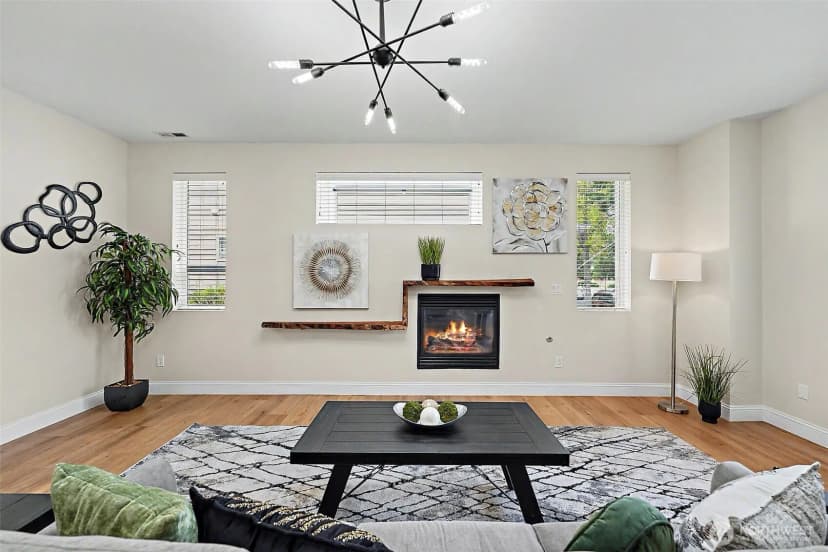 Property photo for 4247 Mckinley Street Ne, Lacey photo 4