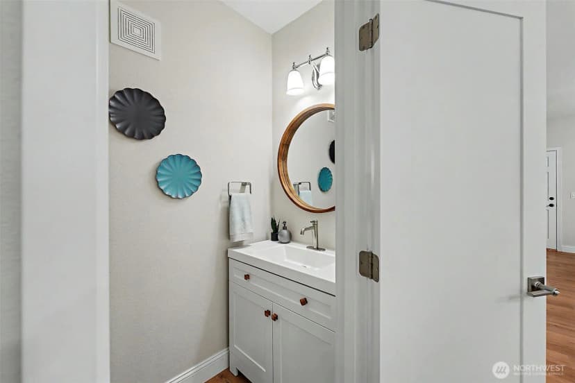 Property photo for 4247 Mckinley Street Ne, Lacey photo 30