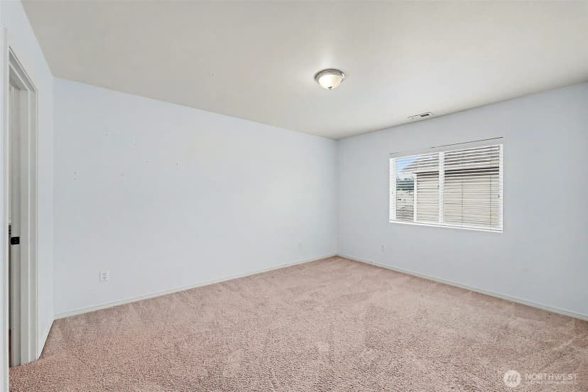 Property photo for 4247 Mckinley Street Ne, Lacey photo 24