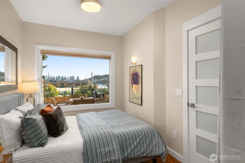 Property photo for 3516 Carr Place N, Seattle photo 12