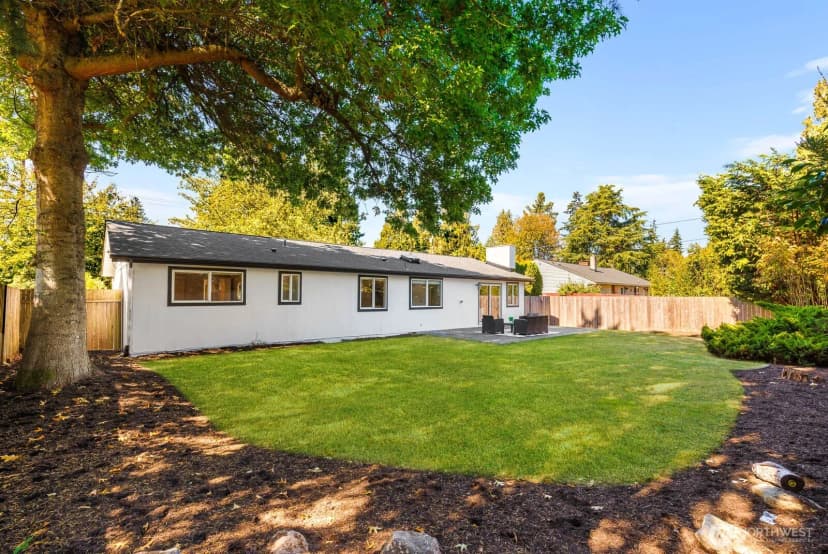 Property photo for 21423 92nd Avenue W, Edmonds photo 26