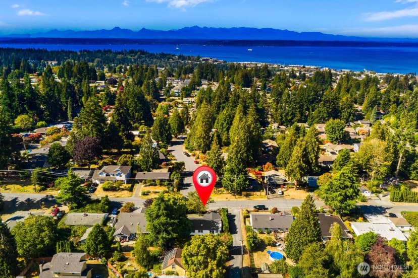 Property photo for 21423 92nd Avenue W, Edmonds photo 32