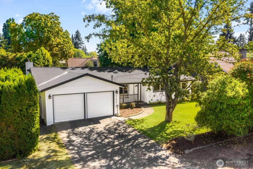 Property photo for 21423 92nd Avenue W, Edmonds photo 28