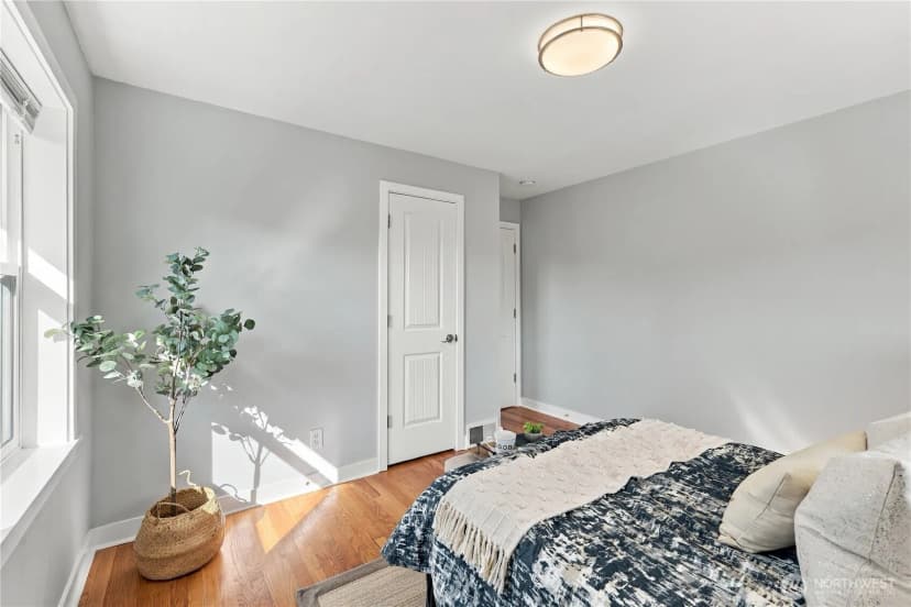 Property photo for 1210 S Lucile Street, Seattle photo 16