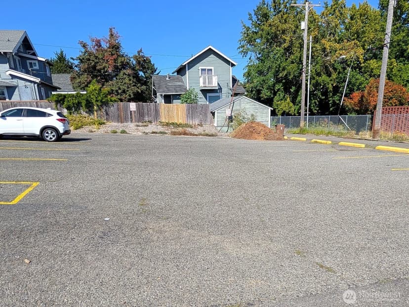 Property photo for 1317 S 11th St, Tacoma photo 22