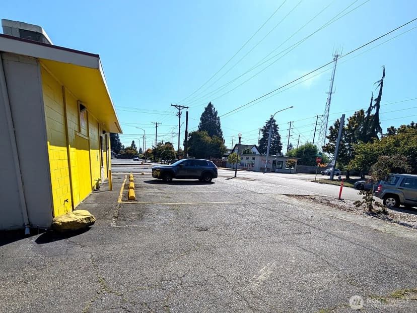 Property photo for 1317 S 11th St, Tacoma photo 19