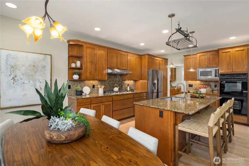 Property photo for 1106 3rd Street, Kirkland photo 10