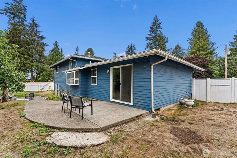 Property photo for 1998 Se Juniper Court, Port Orchard photo 29