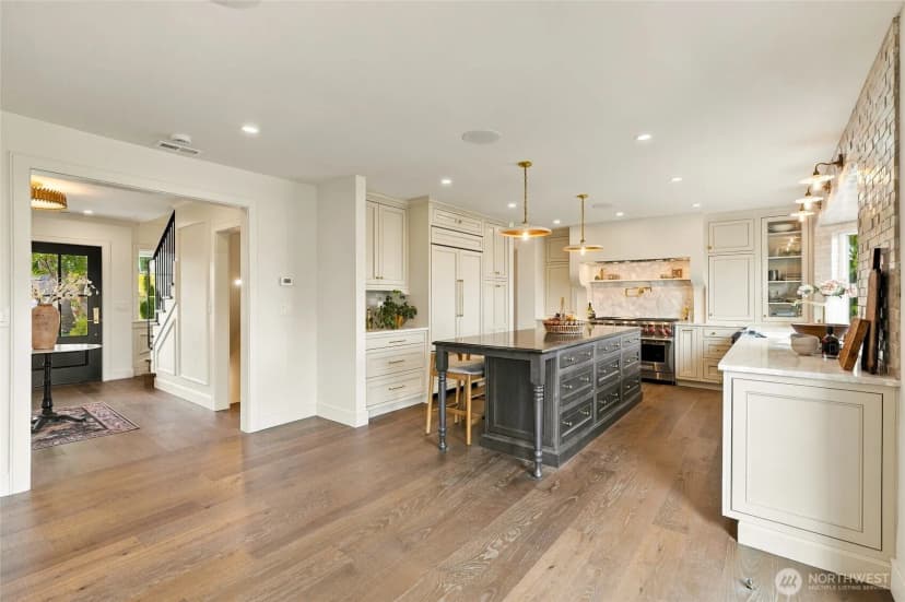 Property photo for 5157 Ne Latimer Place, Seattle photo 5
