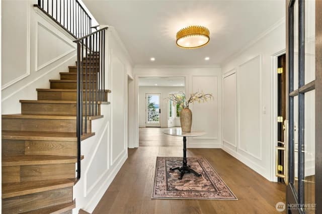 Property photo for 5157 Ne Latimer Place, Seattle photo 4