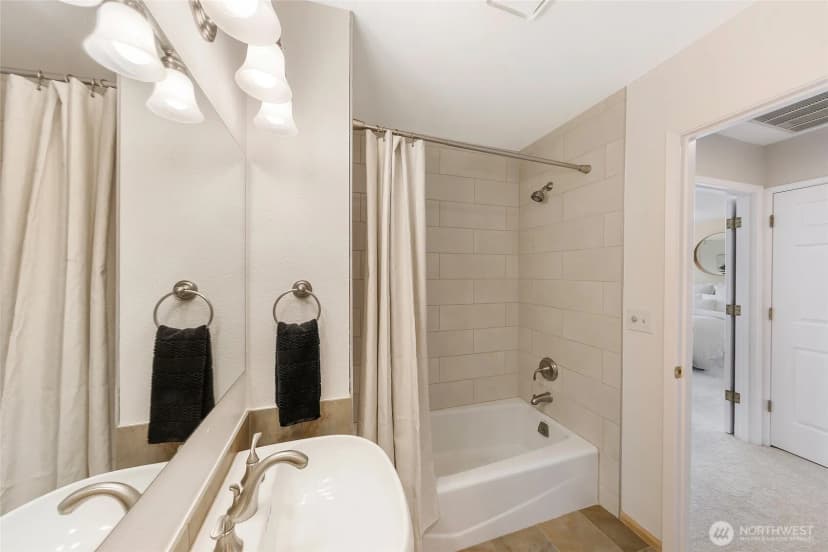 Property photo for 4618 Ne 89th Street, Seattle photo 27
