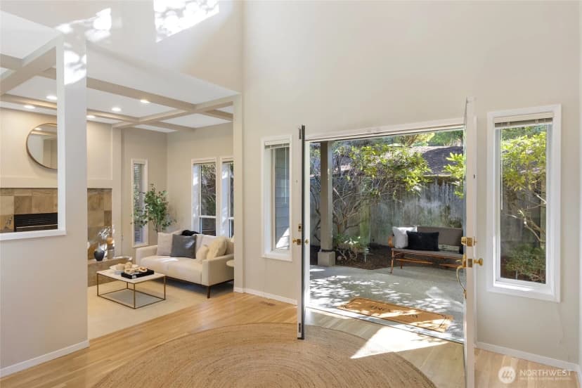Property photo for 4618 Ne 89th Street, Seattle photo 4