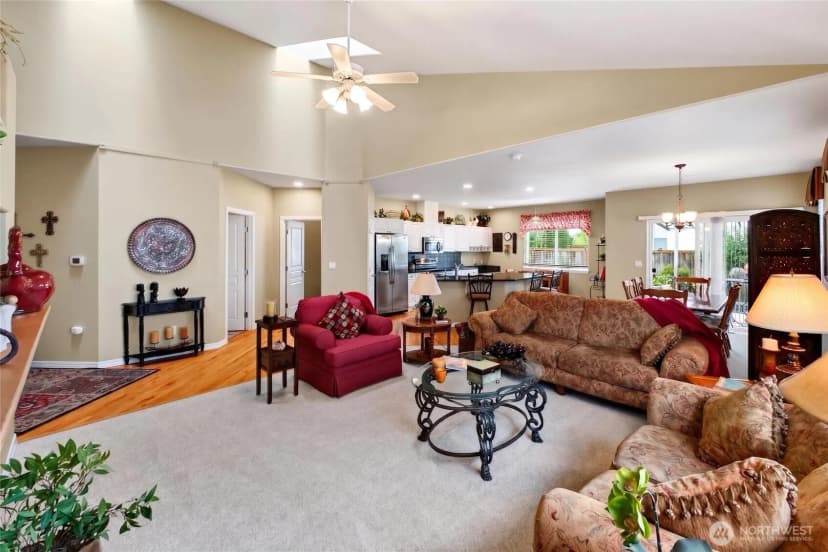 Property photo for 16925 91st Avenue E, Puyallup photo 4