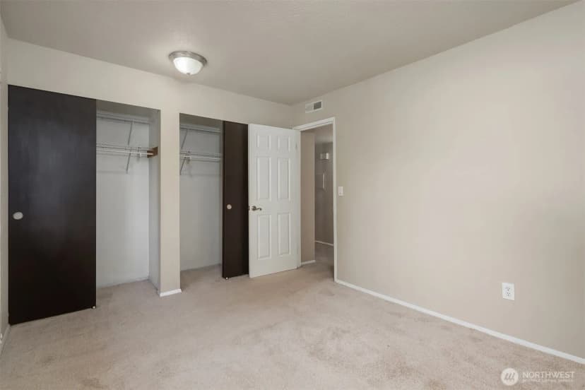 Property photo for 12021 100th Avenue Ne #c3, Kirkland photo 19