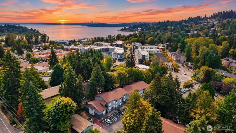 Property photo for 12021 100th Avenue Ne #c3, Kirkland photo 30