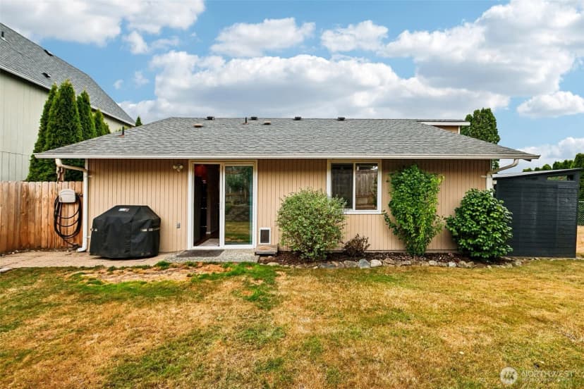Property photo for 9626 65th Drive Ne, Marysville photo 31