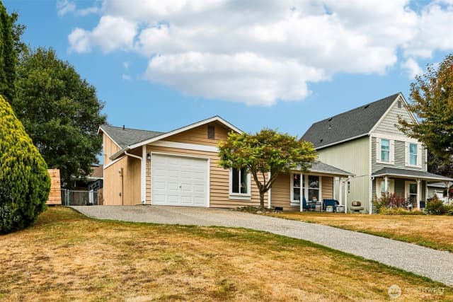 Property photo for 9626 65th Drive Ne, Marysville photo 2