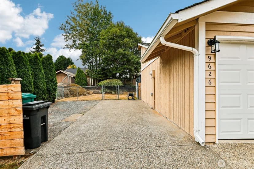 Property photo for 9626 65th Drive Ne, Marysville photo 36